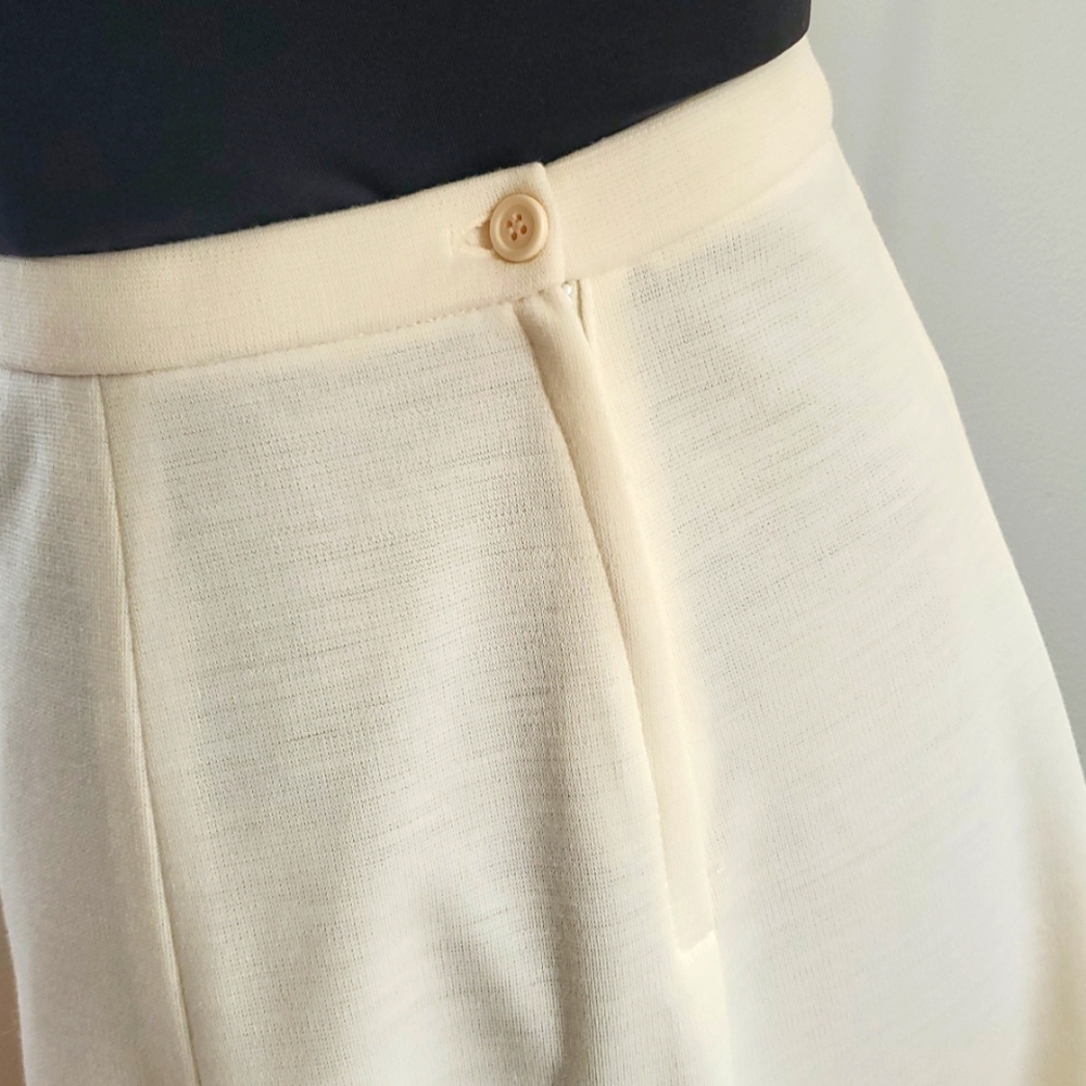 Vintage White A-line Skirt - Picture 5 of 9